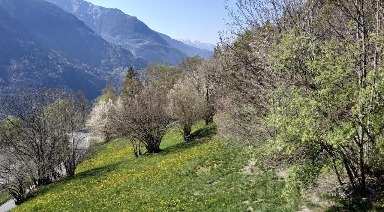 L Ame Et Son Du Coeur Villa Dorenaz Bagian luar foto